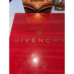 Vintage Givenchy “Tony Bennett” Holiday Mini Perfume Set 5pc Boxed Collector Set